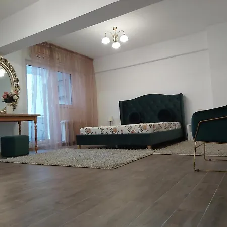 Mosilorcentralboutique * בוקרשט